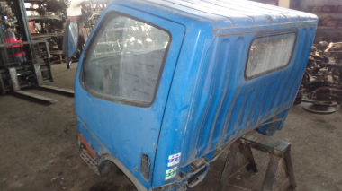 Кабина MITSUBISHI CANTER