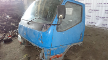 Кабина MITSUBISHI CANTER