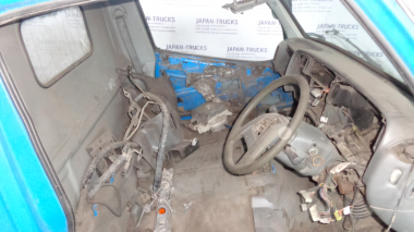 Кабина MITSUBISHI CANTER