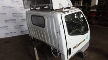 Кабина MITSUBISHI CANTER